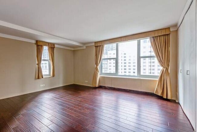 Photo - 777 N Michigan Ave Unit 1609