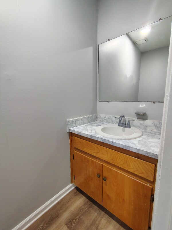 Photo - 24 Duiguid Dr