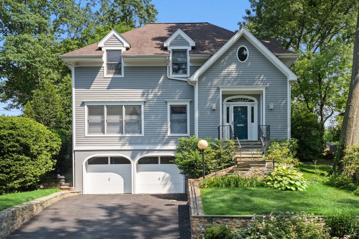 Photo - 5 Rockhill Terrace (Larchmont, NY)