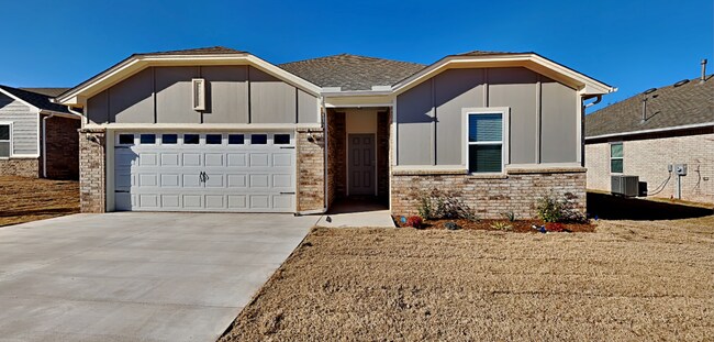 Photo - 3 Bedroom 2 Bathroom 2 Car Garage Home in Oakdale School District