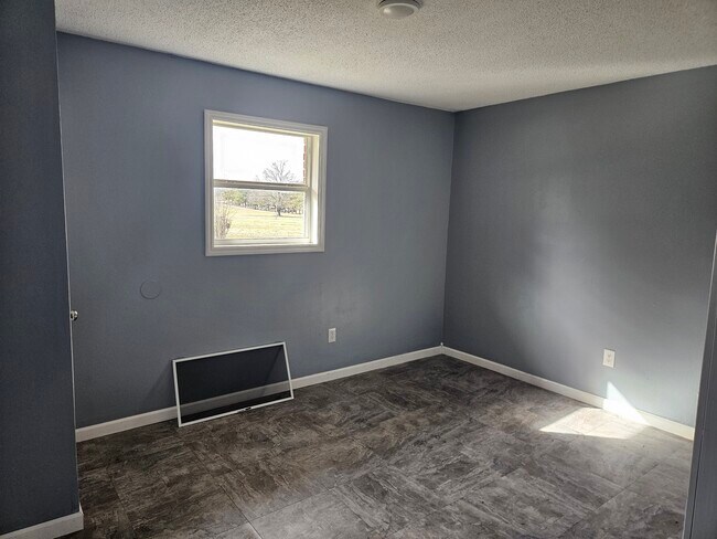 Building Photo - 7 Mulberry St Unit # 7