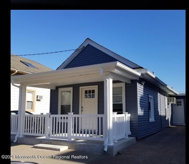 Building Photo - 802 A St Rental
