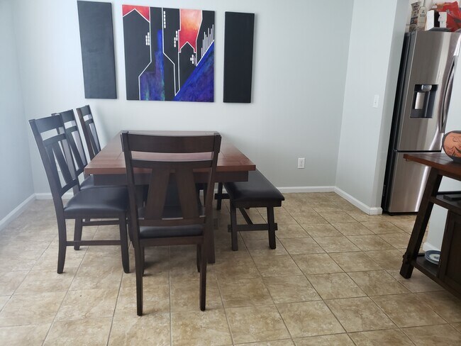 Photo - 140 Newsons Gait