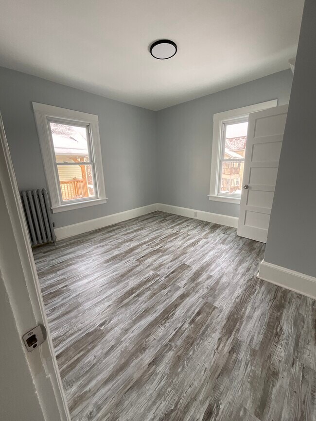 Photo - 25 Malden St Unit 25