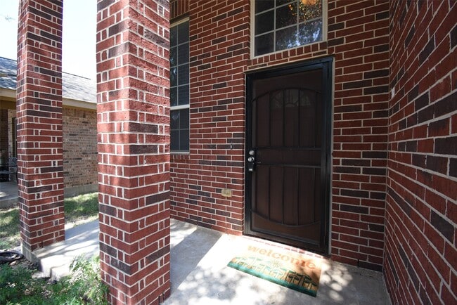 Photo - 11215 Overland Trail Dr