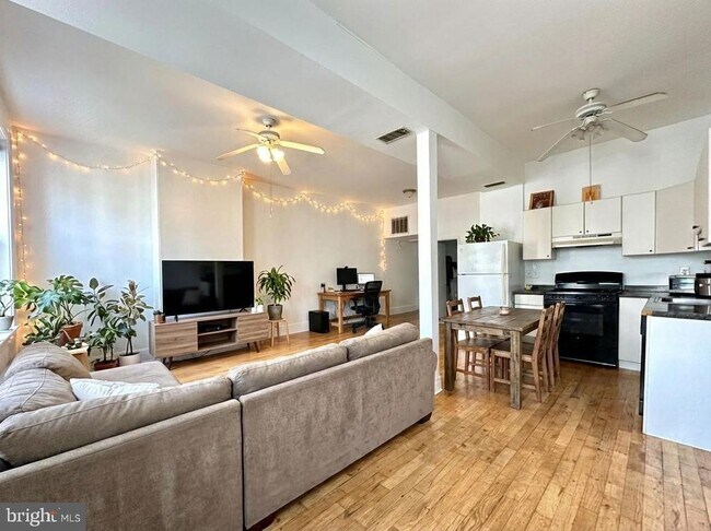 Photo - 1214 N 5th St