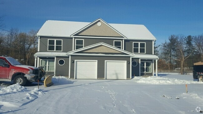 Building Photo - 1109 Ballston Lake Rd Rental