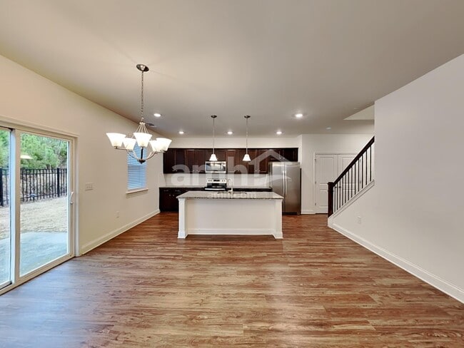 Photo - 104 Fairway Dr