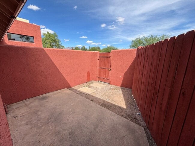 Photo - 1 E Navajo Rd Unit 1 E Navajo Rd Apt 3