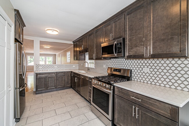 Photo - 4207 Main St Unit Apt 1