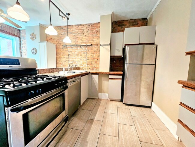 Photo - 1793 Beacon St Unit 5