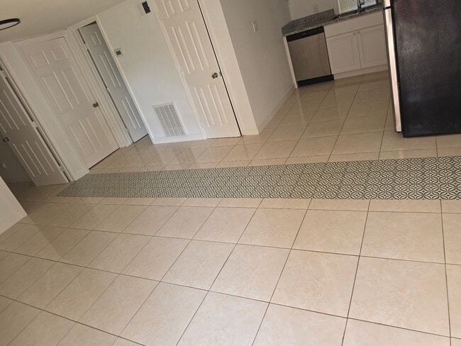Photo - 2206 Avenue M Unit C