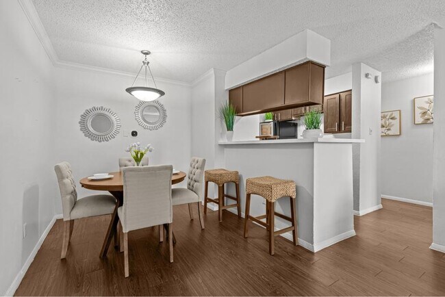 Photo - 11701 Metric Blvd Unit 0212