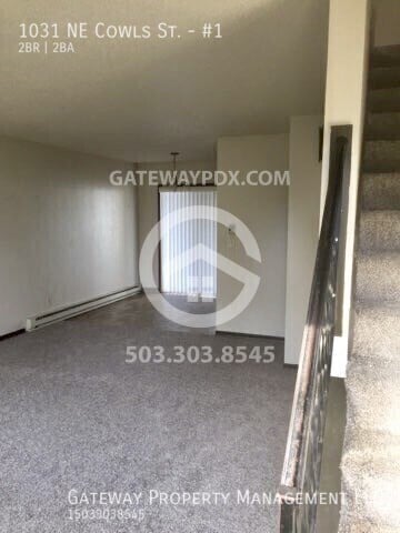 Photo - 1031 NE Cowls St