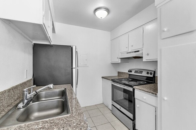 Photo - 2508 E Mesquite Ave Unit 3