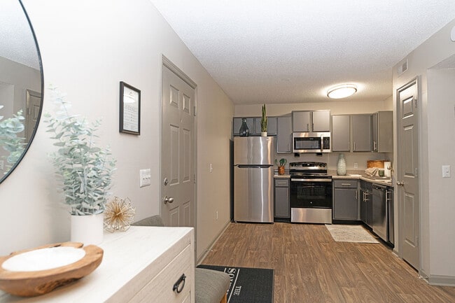 Building Photo - The Southern