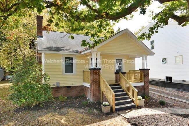 Photo - 216 N Guthrie Ave