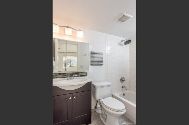 Photo - 12600 Northeast 145th Street Unit G54