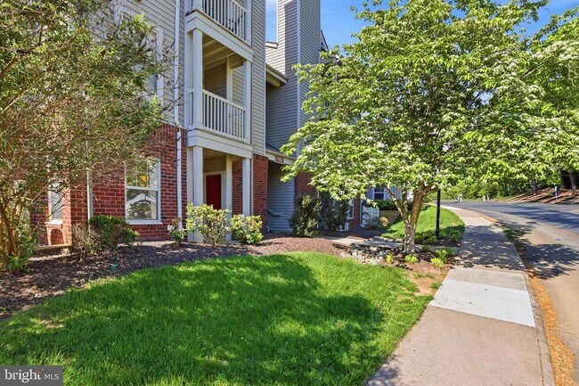 Photo - 1783 Jonathan Way Unit A