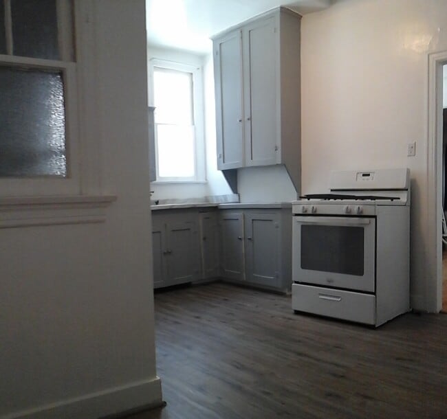 Photo - 427 N Genesee Ave Apartamentos Unidad 427