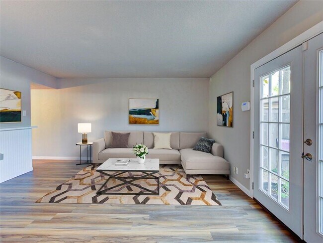 Photo - 2007 Browning Dr