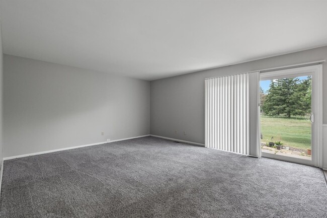 Woodside Apartments of Grand Blanc