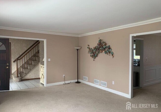 Photo - 3307 Evergreen Ln