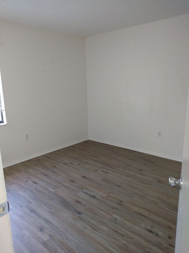 Photo - 3 bedroom 2 bathroom Pool House price redu...