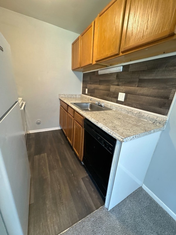 Photo - 1229 Nelson St