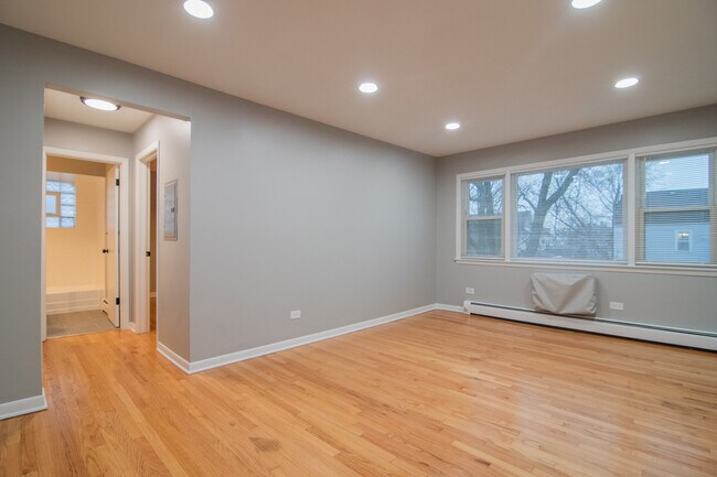 Photo - 3249 N Keeler Ave