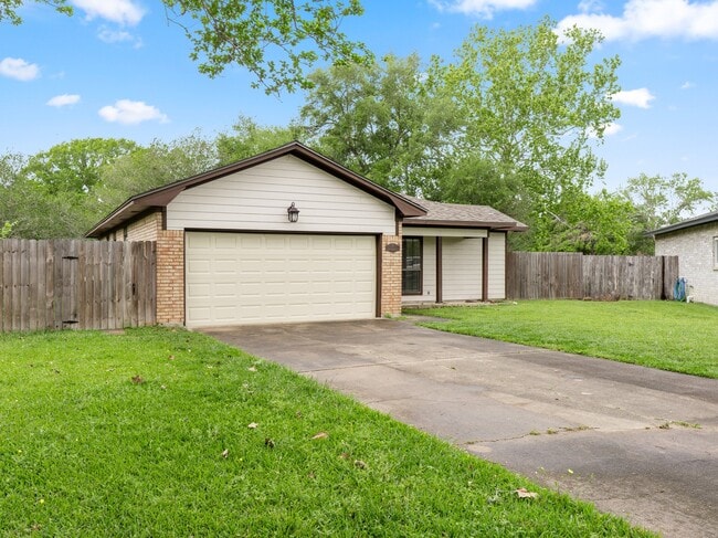 Photo - 7 Columbella St