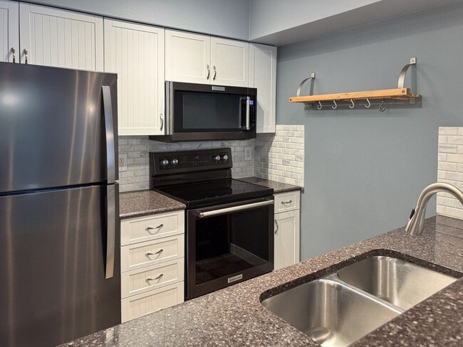 Photo - 1Bd/1Ba Seattle Condo Unit 302