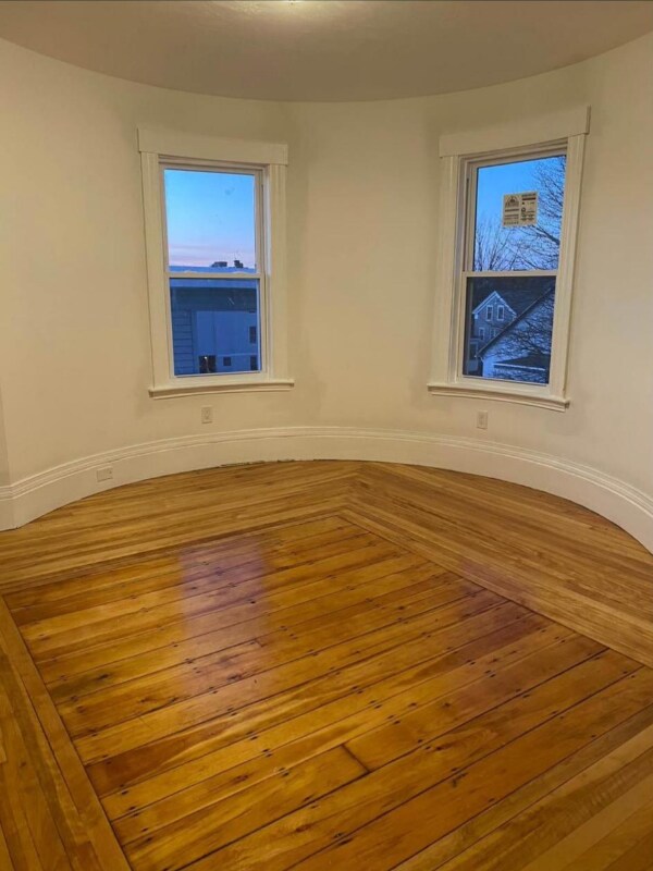 Photo - 64 Elliot St Unit 1