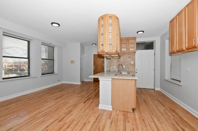 Photo - One Bedroom Unit in South Shore