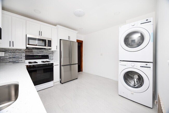 Photo - 19 Puritan Rd Unit 19