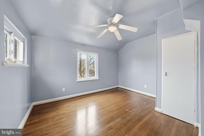 Photo - 2030 N Quinn St