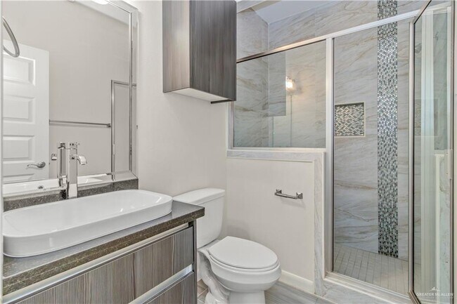 Photo - 704 E Myrtle Beach Ave Unit 4