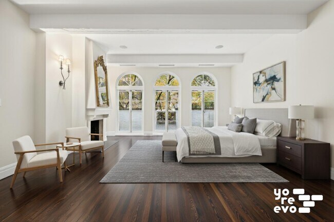 Photo - East 49th Street