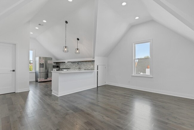 Building Photo - 208 Shippen St Unit Apt 3