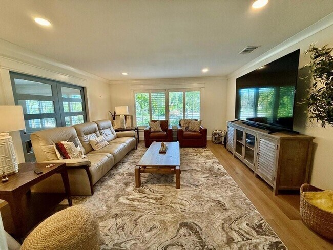 Photo - 1833 Pandora Dr