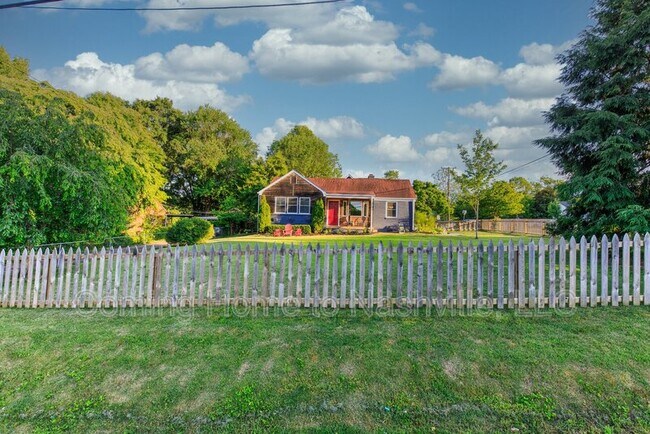 Photo - 2300 Porter Rd