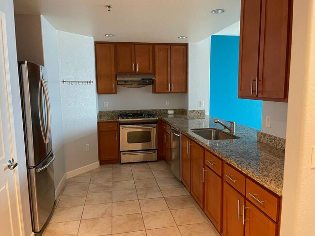 Photo - 423 7th St Condo