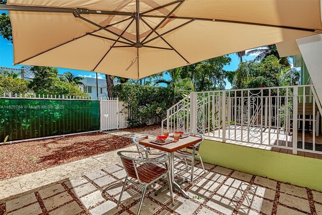 Photo - 915 8th St Unidad 107 Rental