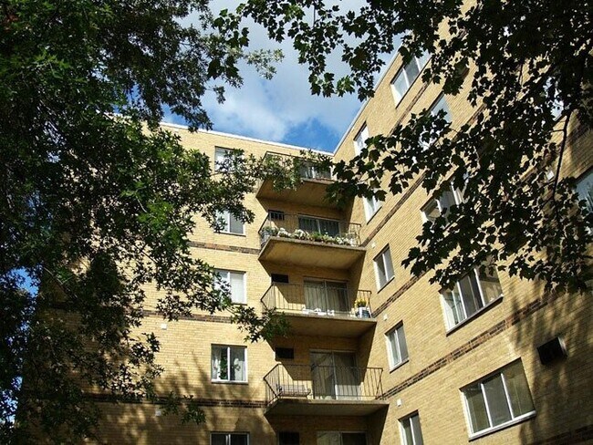 Photo - 1111 Independence Ave Unit #1111
