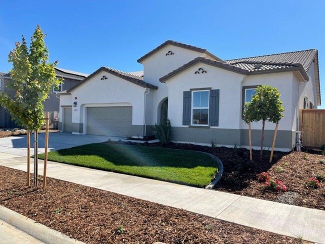 Fabulous Single Level 4 Bedroom in 95757 - Fabulous Single Level 4 Bedroom in 95757