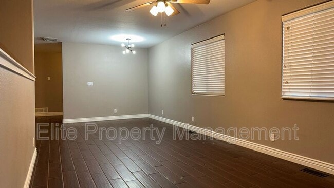 Photo - 788 S Knox Dr