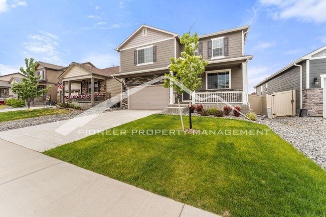 Photo - Beautiful Home with Fenced Yard and Central AC