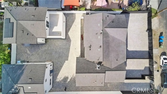 Photo - 7423 Balcom Ave