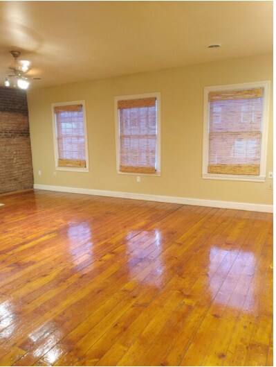 Photo - 111 S 13th St