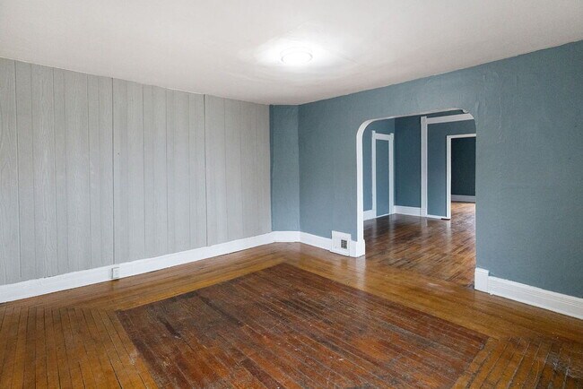 Photo - Apartment Near Downtown Muskegon Unit 1